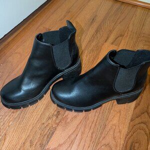Soda Pilot Lug Sole Boot